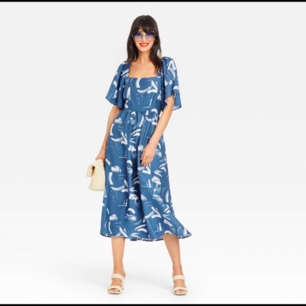 NWOT A new day women’s blue flower pattern dress